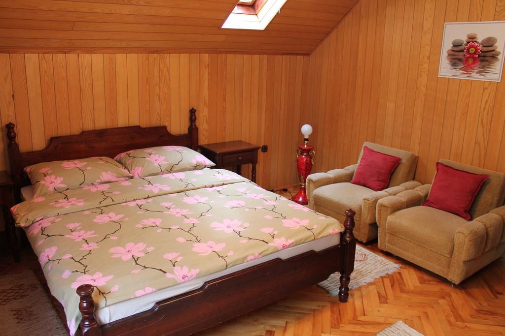 Holiday Home Zbilje Високо Екстериор снимка